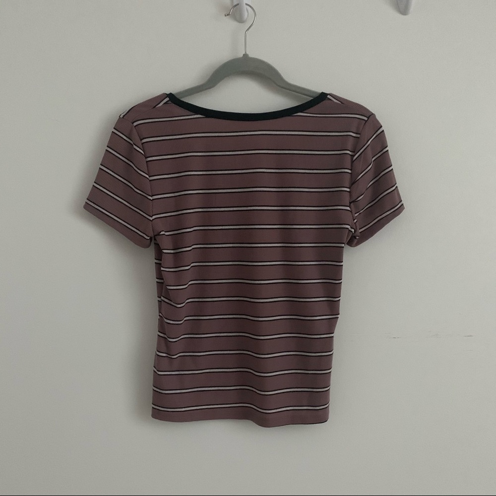 Cropped Ribbed T-shirt - Picture 3 of 3